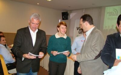 Miriam participa do lançamento da cartilha Voz Única