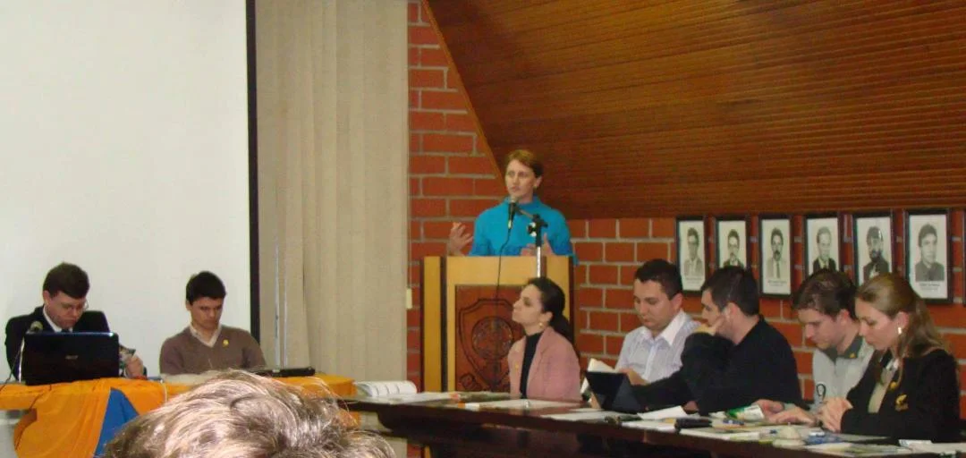 Miriam apresenta propostas para jovens empreendedores da JCI Rio do Sul